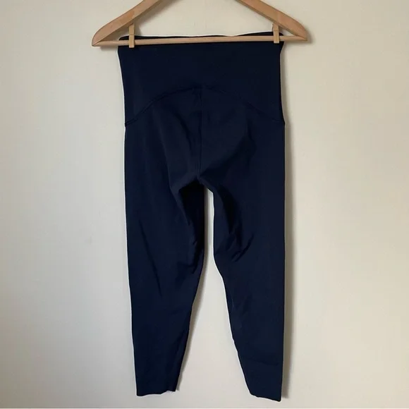 SPANXshape™ Booty Boost® 7/8 Leggings Navy Blue Size Medium - Picture 10 of 13